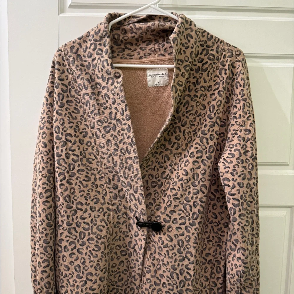 Abercrombie & Fitch‎ Tan Leopard Print Teddy Jacket
